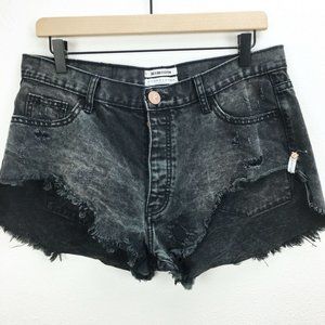 One Teaspoon Black Denim Rollers Shorts Size 30